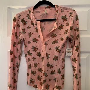 Free People One Of the Girls Printed Tee - Size S